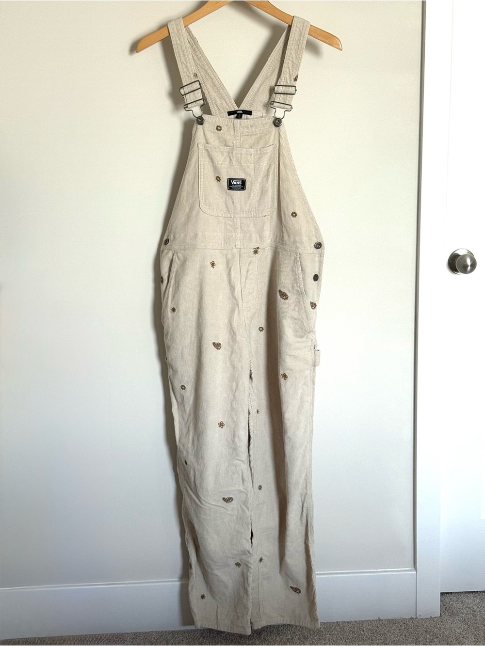 Vans Ground Work Hollywell Corduroy Embroidered Overalls Ivory Cream Medium - Picture 4 of 16